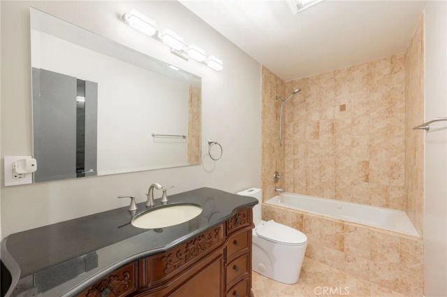 3331 Oakmont View Drive, Glendale, CA 91208