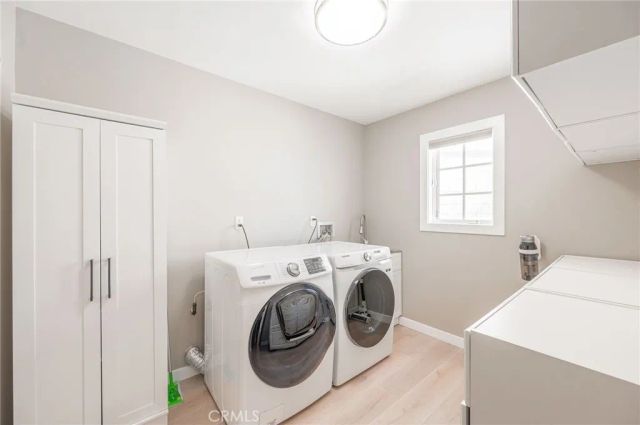 3331 Oakmont View Drive, Glendale, CA 91208