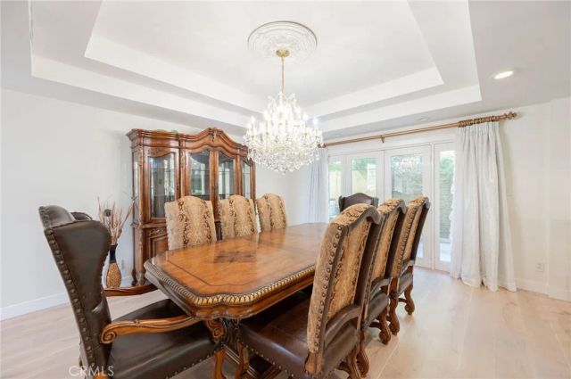 3331 Oakmont View Drive, Glendale, CA 91208