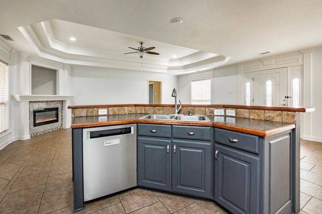 115 Princeton Pl, Ward, AR 72176