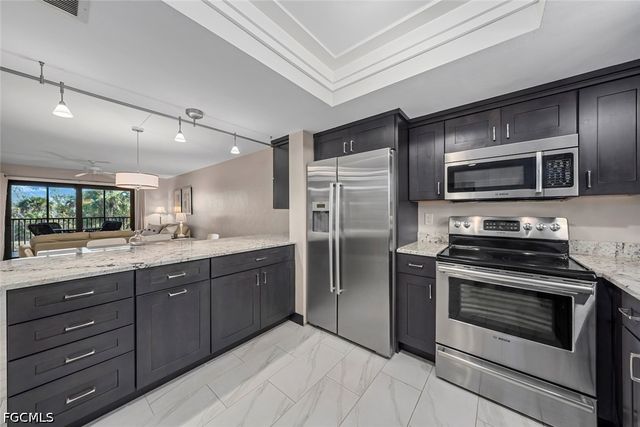 1919 Olde Middle Gulf DR 502, Sanibel, FL 33957