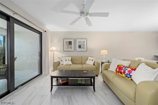 1919 Olde Middle Gulf DR 502, Sanibel, FL 33957
