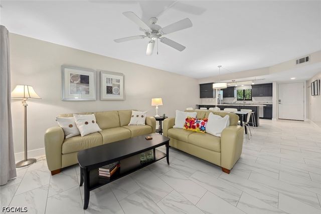 1919 Olde Middle Gulf DR 502, Sanibel, FL 33957