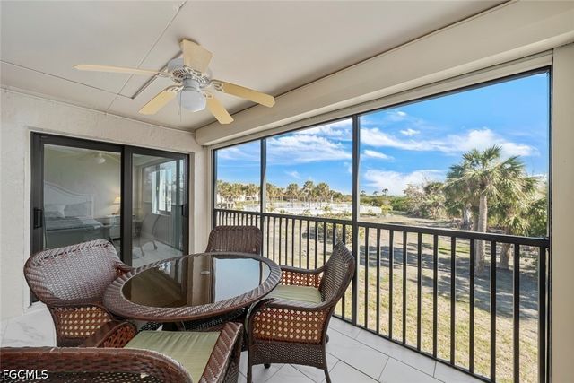 1919 Olde Middle Gulf DR 502, Sanibel, FL 33957
