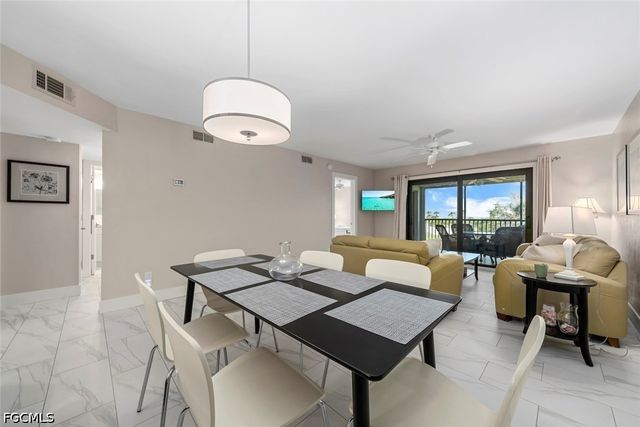 1919 Olde Middle Gulf DR 502, Sanibel, FL 33957