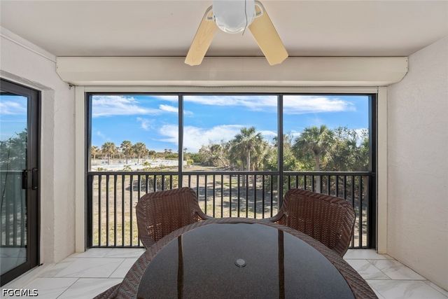 1919 Olde Middle Gulf DR 502, Sanibel, FL 33957