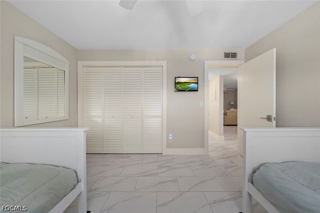 1919 Olde Middle Gulf DR 502, Sanibel, FL 33957