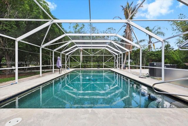 10767 N 153rd Court N, Jupiter, FL 33478
