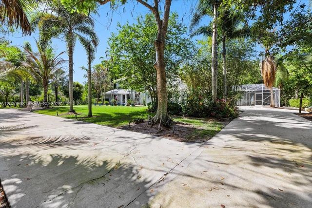 10767 N 153rd Court N, Jupiter, FL 33478