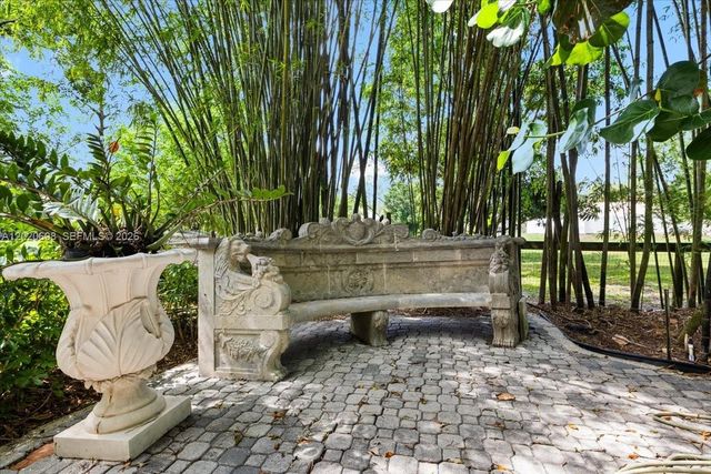 10767 N 153rd Court N, Jupiter, FL 33478