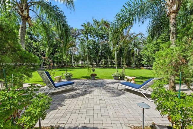10767 N 153rd Court N, Jupiter, FL 33478