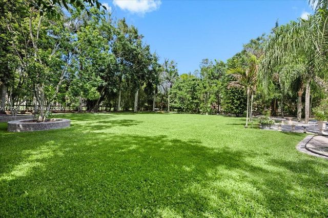 10767 N 153rd Court N, Jupiter, FL 33478