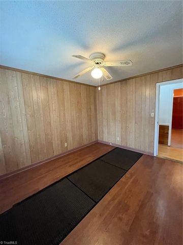 6740 Doral Drive, Tobaccoville, NC 27050