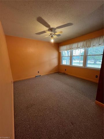 6740 Doral Drive, Tobaccoville, NC 27050