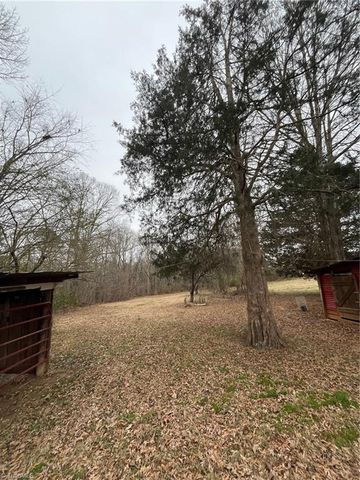 6740 Doral Drive, Tobaccoville, NC 27050