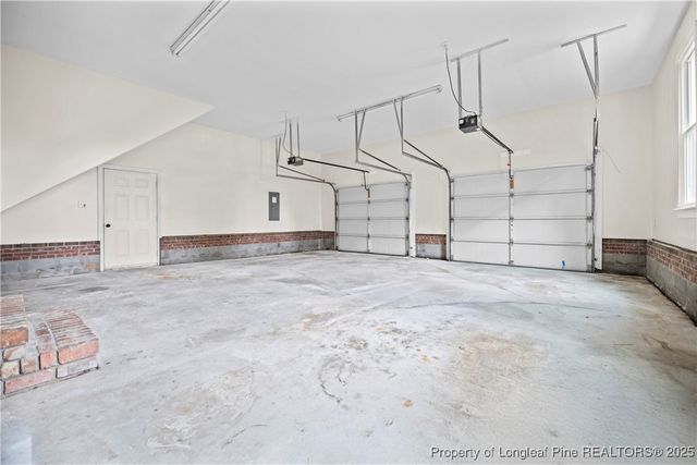 5400 Labrador Drive, Hope Mills, NC 28348