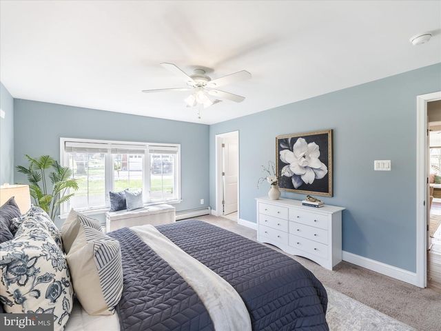 419 VERNON RD, Jenkintown, PA 19046