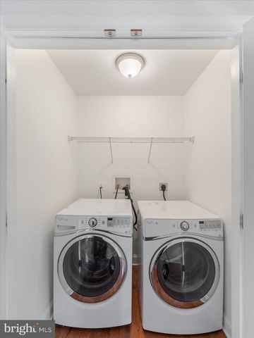 419 VERNON RD, Jenkintown, PA 19046