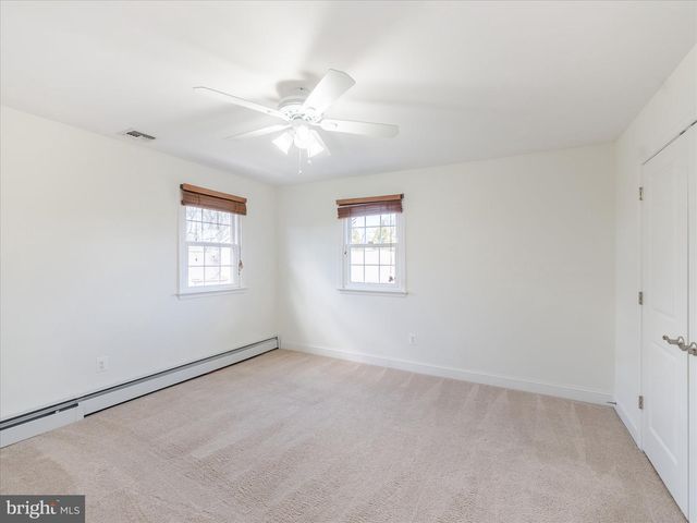 419 VERNON RD, Jenkintown, PA 19046