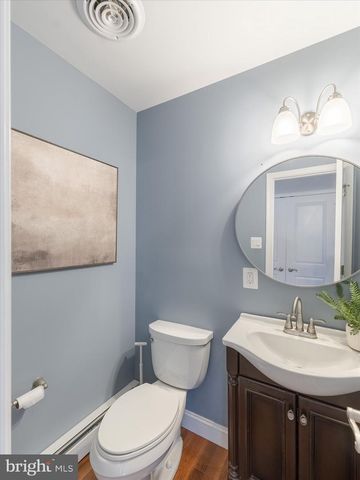 419 VERNON RD, Jenkintown, PA 19046