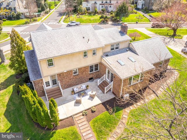 419 VERNON RD, Jenkintown, PA 19046