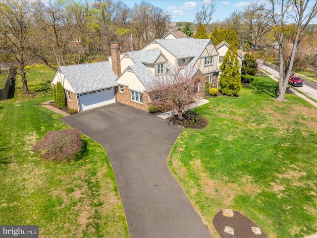 419 VERNON RD, Jenkintown, PA 19046