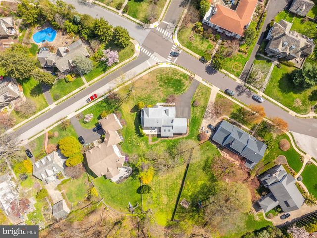 419 VERNON RD, Jenkintown, PA 19046