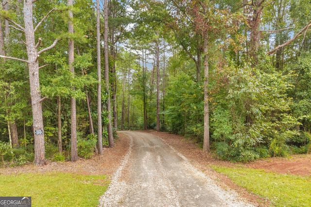 2716 Holcomb Drive, Martin, GA 30557