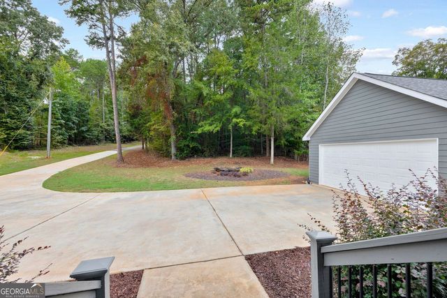 2716 Holcomb Drive, Martin, GA 30557