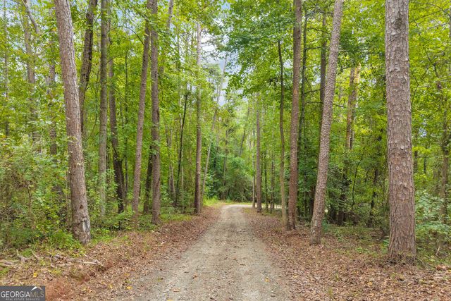 2716 Holcomb Drive, Martin, GA 30557