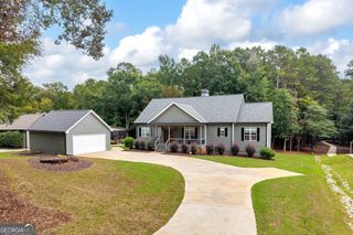 2716 Holcomb Drive, Martin, GA 30557