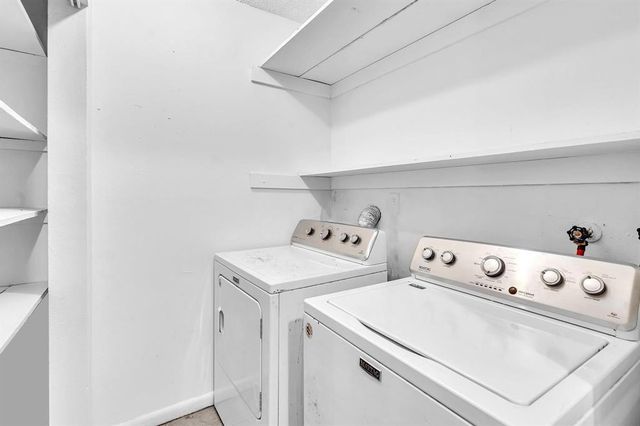 5748 NW 27th Court, Fort Lauderdale, FL 33313