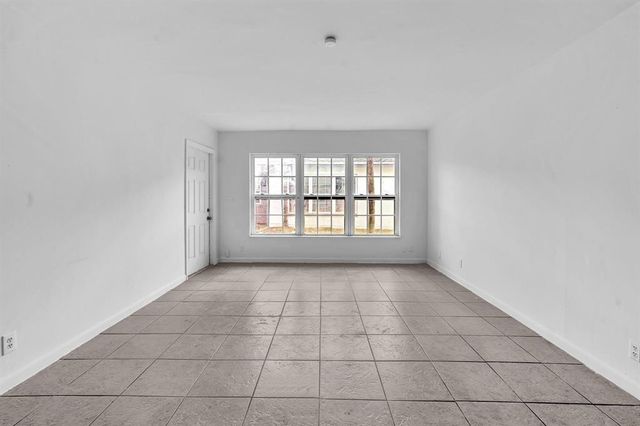 5748 NW 27th Court, Fort Lauderdale, FL 33313