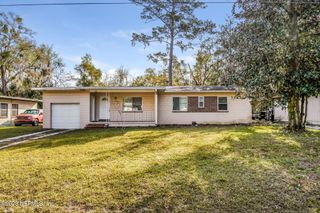3807 CAMBAY Place, Jacksonville, FL 32210