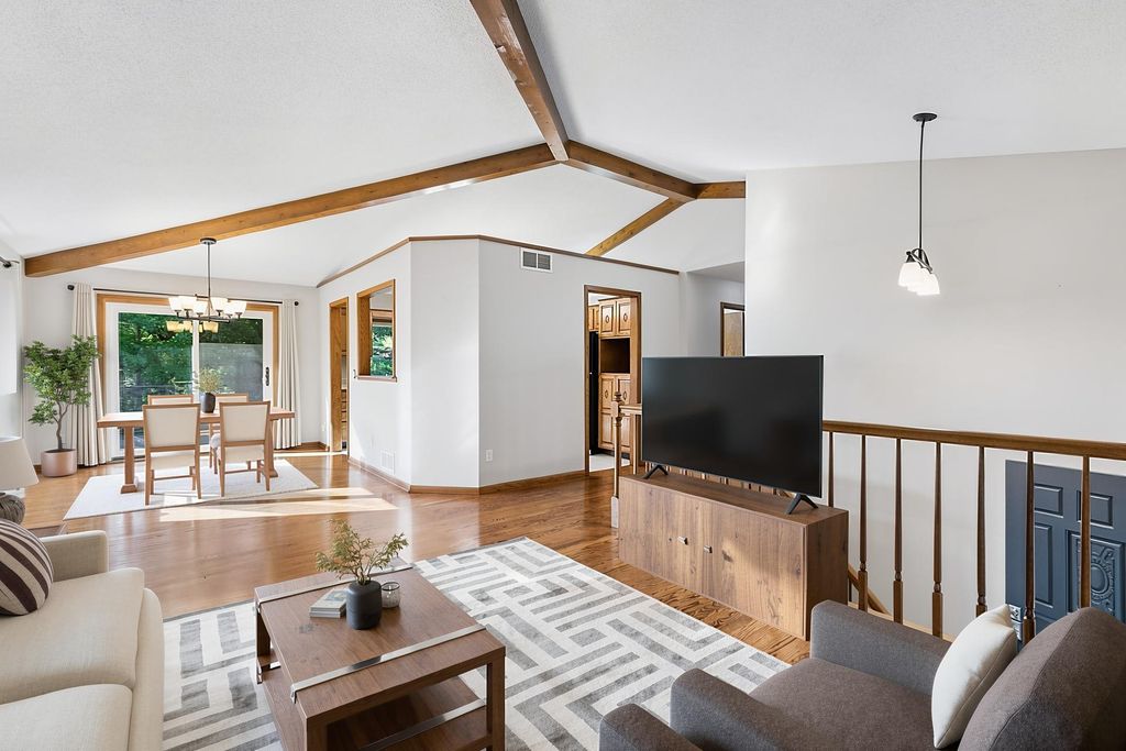 7890 Upper 139th Court, Apple Valley, MN 55124 — photo 4