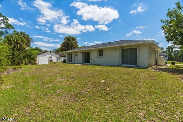 305 E 5th ST, Lehigh Acres, FL 33972