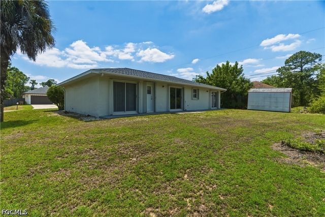 305 E 5th ST, Lehigh Acres, FL 33972