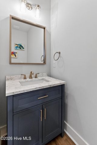 8124 Lakeview Drive, Wilmington, NC 28412