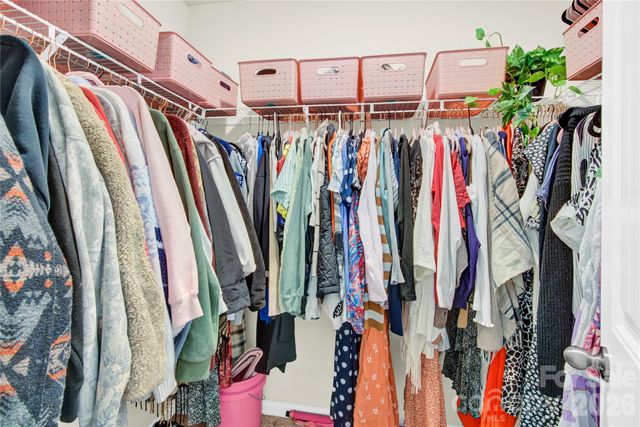 6036 Lowe Lane 353, Charlotte, NC 28214