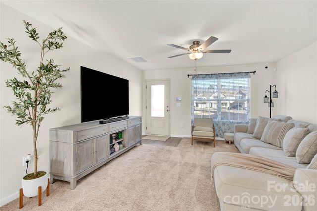 6036 Lowe Lane 353, Charlotte, NC 28214