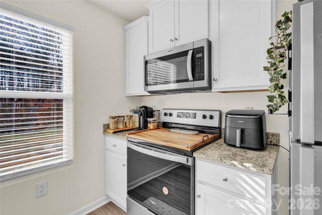 6036 Lowe Lane 353, Charlotte, NC 28214