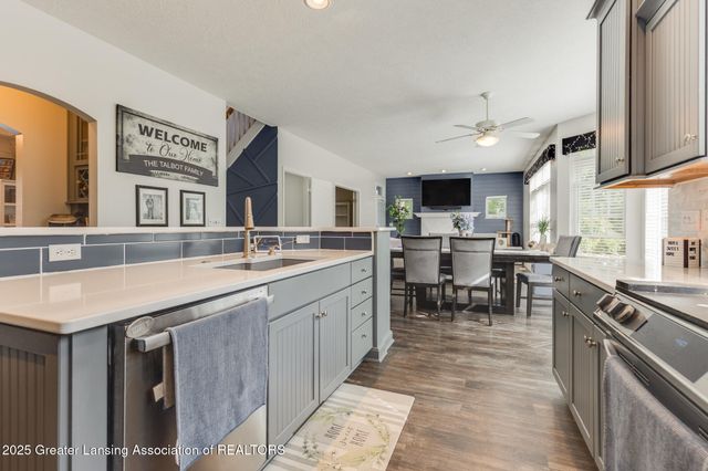 11254 Jerryson Drive, Grand Ledge, MI 48837