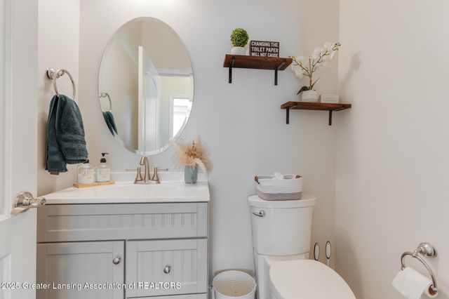 11254 Jerryson Drive, Grand Ledge, MI 48837