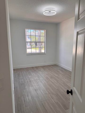 13377 NW 14TH Street, Pembroke Pines, FL 33028