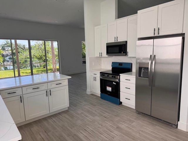 13377 NW 14TH Street, Pembroke Pines, FL 33028