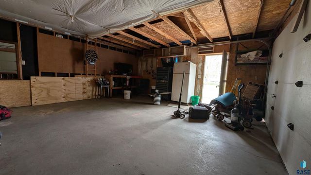 1605 N Wayland Ave Avenue, Sioux Falls, SD 57103