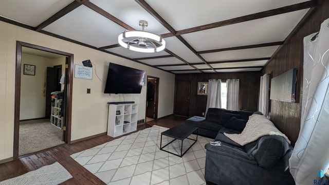 1605 N Wayland Ave Avenue, Sioux Falls, SD 57103