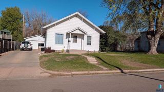 1605 N Wayland Ave Avenue, Sioux Falls, SD 57103