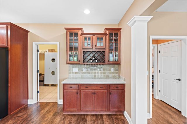 4245 Victoria Way, Lexington, KY 40515