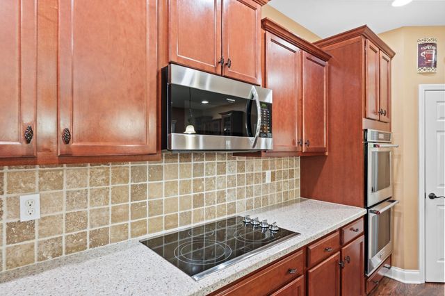 4245 Victoria Way, Lexington, KY 40515